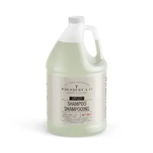 Woodbury & Co. Shampoo in 3.78L bottle